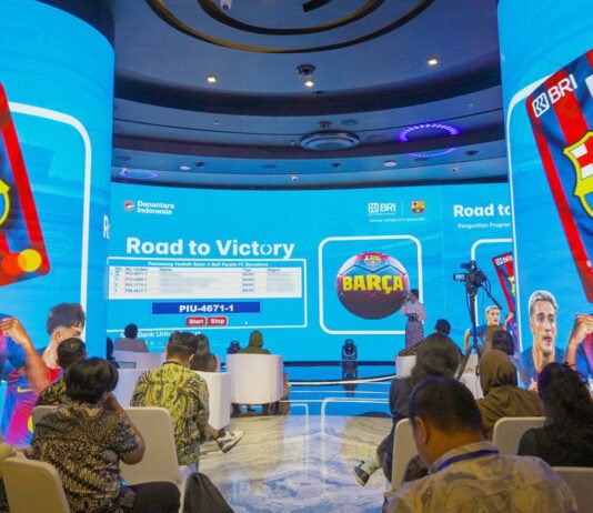BRI Undi Nasabah, Tiket ke Camp Nou Jadi “Umpan” Loyalitas Pengundian Program BRI Debit FC Barcelona di Kantor Pusat BRI Jakarta. Foto: Humas BRI