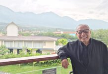 Narasi Benturan Peradaban Kembali Diangkat, Realitas Konflik Global Dinilai Lebih Kompleks Pipip A. Rifai Hasan, pengamat geopolitik dan penulis opini, menyampaikan pandangannya terkait narasi benturan peradaban. Foto: Harnas.id