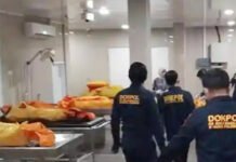 16 Jenazah Korban Bus ALS Tiba di Palembang, Proses Identifikasi Diperkirakan Tak Singkat Tim DVI melakukan penanganan jenazah korban kecelakaan Bus ALS di RS Bhayangkara Palembang. Foto: Istimewa