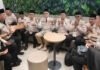 32 Musyrif Diny Resmi Bertugas di Arab Saudi, Dampingi Jamaah Haji RI Para Musyrif Diny Indonesia bersiap menjalankan tugas pendampingan ibadah haji di Tanah Suci. Foto: Dok. MUI