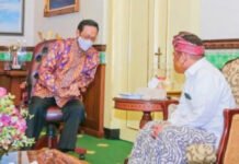 Narasi “Mundur” Sultan HB X Dinilai Bukan Sekadar Soal Tahta, Tapi Arah Baru Mataram Sri Sultan Hamengkubuwana X saat menghadiri agenda resmi di Yogyakarta. Foto: Istimewa