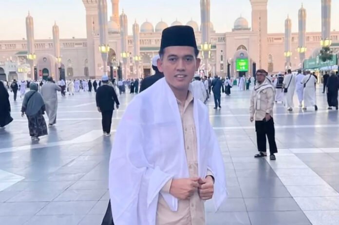 Musyrif Dini Haji Indonesia Prof KH Asrorun Niam Sholeh memberikan penjelasan terkait rangkaian ibadah puncak haji di Makkah. Foto: Istimewa