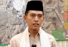 Jelang Lempar Jumrah, Jamaah Haji Diminta Tak Kejar Waktu Afdal Sampai Abaikan Kondisi Fisik Prof Niam Saat Memberikan Arahan Terkait Pelaksanaan Lempar Jumrah bagi Jamaah Haji Indonesia. Foto: Istimewa