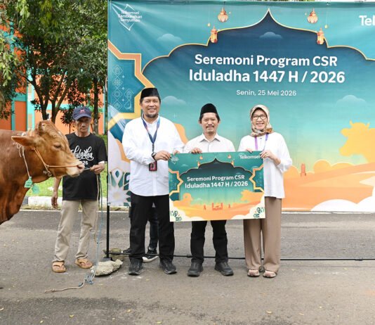 Iduladha 2026, Telkomsel Sebar Ratusan Hewan Kurban hingga Jabotabek dan Jawa Barat Penyaluran hewan kurban Telkomsel kepada masyarakat dalam program CSR Iduladha 1447 Hijriah. Foto: Humas Telkomsel