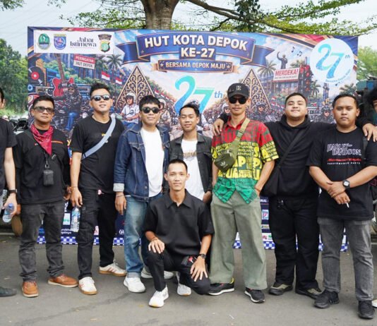 BKSI Riding Semarakkan HUT ke-27 Depok Bersama Forkopimda, Ratusan Komunitas Motor Turut Meriahkan Komunitas BK Scooter Indonesia (BKSI) turut ambil bagian dalam perayaan HUT ke-27 Kota Depok. Foto: Harnas.id