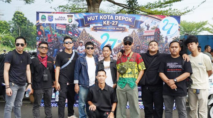 BKSI Riding Semarakkan HUT ke-27 Depok Bersama Forkopimda, Ratusan Komunitas Motor Turut Meriahkan Komunitas BK Scooter Indonesia (BKSI) turut ambil bagian dalam perayaan HUT ke-27 Kota Depok. Foto: Harnas.id