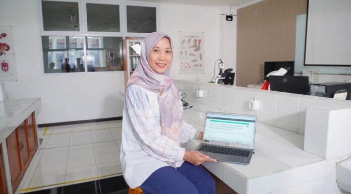 Waspada Hantavirus, Dosen ITS Ingatkan Ancaman Tikus di Lingkungan Padat Penduduk Dosen Fakultas Kedokteran dan Kesehatan (FKK) ITS ajak kenali ancaman Hantavirus dan gejalanya. Foto: Humas ITS