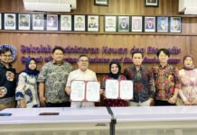 Dunia Veteriner Makin Serius Digarap, IPB Gandeng Klinik Hewan untuk Cetak Dokter Siap Praktik Pertemuan kerja sama SKHB IPB University dan Vetopet Animal Clinic di Bogor. Foto: IPB University