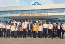 BRI Warung Buncit Gandeng Poltek Imipas, Urusan Gaji Pegawai Kini Masuk Sistem Payrol Penandatanganan kerja sama layanan payrol antara BRI BO Warung Buncit dan Poltek Imipas di Kampus Taruna Tangerang. Foto: Humas BRI