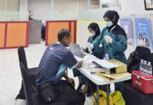 Mini MCU Digelar di BRI Depok, Libatkan Klinik Ismail Medika Deteksi Dini Kesehatan Pekerja Pemeriksaan kesehatan berkala pekerja BRI Cabang Depok bersama Klinik Ismail Medika. Foto: Humas BRI