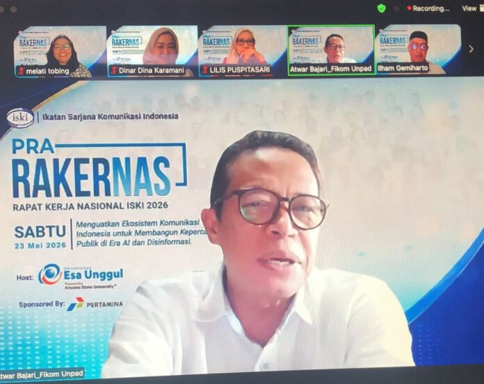 Peserta mengikuti pertemuan daring ISKI membahas tantangan komunikasi publik di era kecerdasan buatan dan disinformasi digital. (dok. ISKI)