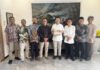 Emil Dardak Buka Jalan Akademi Buah Nusantara, Jatim Siap Jadi Rumah Pendidikan Hortikultura Wakil Gubernur Jawa Timur Emil Dardak saat menerima audiensi pengurus Akademi Buah Nusantara di Surabaya. Foto: Pemprov Jatim