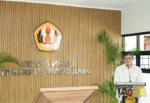 Dilirik Ribuan Pendaftar, Program Vokasi Unpad Bikin Persaingan SNBT 2026 Makin Ketat Dekan Sekolah Vokasi Unpad, Dr. Kurniawan Saefullah, S.E., M.Ec. Foto: Unpad