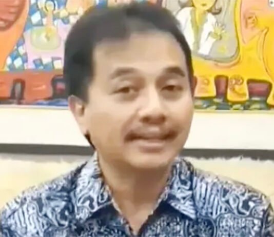 Tim Kuasa Hukum Roy Suryo Soroti Penangkapan Kliennya, Sebut Ada Dugaan Intervensi Politik Roy Suryo dalam sebuah kesempatan. Foto: Istimewa