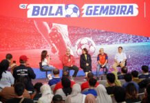 Piala Dunia 2026 Makin Dekat, Telkomsel dan TVRI Siapkan Akses Nonton hingga 104 Pertandingan Telkomsel bersama TVRI memperkenalkan program Bola Gembira MAXStream TV dalam konferensi pers di Jakarta. (Dok. Telkomsel)