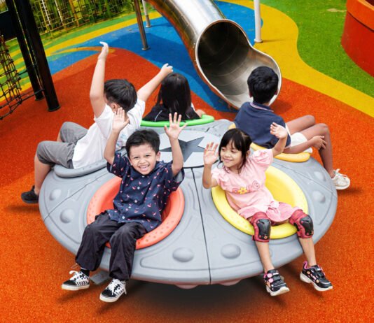Libur Sekolah Tak Melulu ke Mal, JSI Adventure Land Ajak Keluarga Main dan Belajar di Alam Anak-anak mengikuti aktivitas JSI Adventure Land di JSI Resort Megamendung saat liburan sekolah. (Dok. JSI Resort)