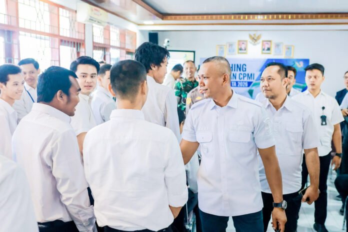 Wakil Wali Kota Bogor Jenal Mutaqin membuka pelatihan bagi 30 Calon Pekerja Migran Indonesia di Balai Latihan Kerja Kota Bogor. (Dok. Pemkot Bogor) Wakil Wali Kota Bogor Jenal Mutaqin membuka pelatihan bagi 30 Calon Pekerja Migran Indonesia di Balai Latihan Kerja Kota Bogor. (Dok. Pemkot Bogor)