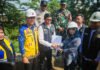 DPT Kebon Pedes Mulai Digarap, Usulan Pemkot Bogor Akhirnya Masuk Tahap Pekerjaan Peninjauan lokasi perbaikan Dinding Penahan Tanah (DPT) longsor di Jalan Kebon Pedes, Kota Bogor. Foto: Pemkot Bogor