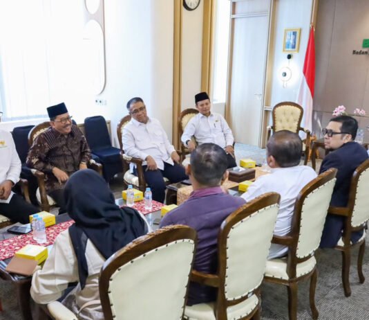 BAZNAS dan DPR RI Siapkan UPZ, Zakat Pegawai AKD Dipermudah Lewat Satu Pintu Audiensi BAZNAS RI dan DPR RI membahas penguatan pengelolaan zakat serta revitalisasi Masjid Amal Pancasila, Foto: BAZNAS