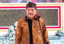 Survei Kepuasan Polri Tembus 82,6 Persen, Hendropriyono Ingatkan Jangan Terlena Angka Jenderal TNI (Purn.) A.M. Hendropriyono menyampaikan keterangan mengenai hasil survei kepuasan publik terhadap Polri. (Dok. Polri)