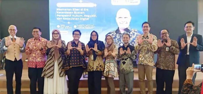 Suasana kegiatan Sosialisasi dan Promosi Program Double Degree Master of Cyber Forensics Law antara Fakultas Hukum Universitas Padjadjaran dan Telkom University di Kampus Fakultas Hukum Unpad pada Selasa, 2 Juni 2026. (Foto oleh: Humas FH Unpad) Suasana kegiatan Sosialisasi dan Promosi Program Double Degree Master of Cyber Forensics Law antara Fakultas Hukum Universitas Padjadjaran dan Telkom University di Kampus Fakultas Hukum Unpad pada Selasa, 2 Juni 2026. (Foto oleh: Humas FH Unpad)