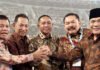 Momen Langka di Harkopnas 2026, Kapolri hingga Kepala BIN Kompak Satu Frame Lima Pimpinan Lembaga Negara Hadiri Puncak Hari Koperasi Nasional 2026 di Indonesia Arena Jakarta. Foto: Istimewa