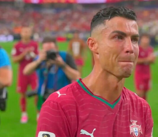 Air Mata Ronaldo Pecah, Mimpi Terakhir di Piala Dunia Berakhir di 16 Besar Cristiano Ronaldo usai membela Timnas Portugal pada laga Piala Dunia 2026. Foto: Tangkapan Layar