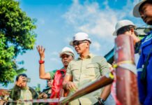 Progres Jembatan Paledang–Pasir Jaya Mulai Terlihat, Pemkot Bogor Pastikan Pengerjaan Sesuai Target Wakil Wali Kota Bogor Jenal Mutaqin meninjau progres pembangunan Jembatan Paledang–Pasir Jaya di Kota Bogor. (Dok. Pemkot Bogor)