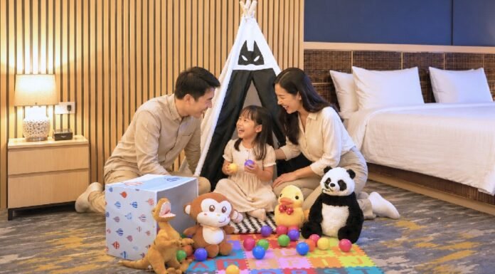 BiglandOtel Sentul Hadirkan Promo Liburan Sekolah dan Lomba Mewarnai Hari Anak Nasional, Total Hadiah Rp15 Juta BiglandOtel Sentul Suites & Convention menghadirkan promo School Break Package serta menggelar Lomba Mewarnai "Colorfun Imagination" dalam rangka Hari Anak Nasional 2026 untuk memberikan pengalaman liburan yang edukatif dan menyenangkan bagi keluarga. Foto: Harnas.id
