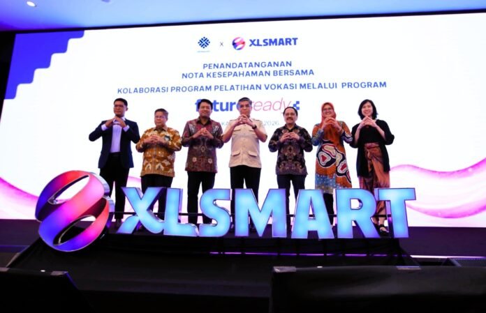 XL Smart Jajaran XLSMART bersama Kementerian Ketenagakerjaan Republik Indonesia meluncurkan program Future Ready sebagai ekosistem pengembangan talenta digital yang menghubungkan pembelajaran, sertifikasi, pengalaman industri, hingga akses terhadap peluang kerja bagi generasi muda Indonesia. Foto: Harnas.id