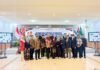 Jalan Panjang Menuju Keberanian Delegasi mahasiswa Magister Manajemen IBI Kesatuan Bogor berfoto bersama di ICEMAI 2026. Foto: Harnas.id