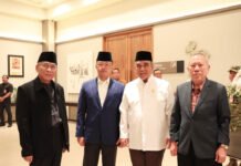 Gus Yahya Masuk Delegasi Indonesia ke Iran, Bawa Misi Negara dan Pesan Duka Warga NU KH Yahya Cholil Staquf dalam Delegasi Indonesia untuk Penghormatan kepada Sayyid Ali Khamenei di Iran. Foto: PBNU