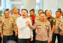Kapolri dan Jaksa Agung Satu Meja, Sinergi Penegakan Hukum Jadi Agenda Utama Kapolri Jenderal Listyo Sigit Prabowo dan Jaksa Agung Sanitiar Burhanuddin Saat Pertemuan di Gedung Kejaksaan Agung RI, Jakarta Selatan (Dok. Istimewa)