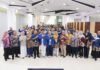 ITS Kirim 25 Tim Ekspedisi Patriot ke Kawasan Transmigrasi, Papua Barat Jadi Fokus Terbesar Sebanyak 125 peserta dan 25 ketua tim TEP ITS yang tergabung dalam Tim Ekspedisi Patriot 2025 siap diberangkatkan ke 8 kawasan transmigrasi di Indonesia. foto: Humas ITS