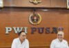 Gandeng Big Tech Hingga Festival UMKM, PWI Fest 2026 Siap Digelar di Jakarta Desember Mendatang Ketua Umum PWI Pusat Akhmad Munir saat menyampaikan keterangan terkait pelaksanaan PWI Fest 2026 di Jakarta. (Dok. PWI)