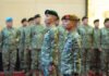Turunkan Bendera Bulan Bintang di Baiturrahman, Dua Prajurit TNI Naik Pangkat Luar Biasa Dua Prajurit TNI Mendapat Kenaikan Pangkat Luar Biasa Usai Penanganan Kericuhan di Banda Aceh. Foto: Puspen TNI