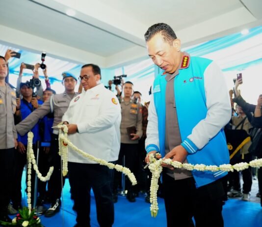 Kapolri Resmikan Gedung KSPSI AGN Jatim
