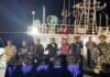 1,3 Ton Ketamine Diduga Diselundupkan dari Tiongkok, Tim Gabungan Bongkar Ruang Rahasia MV King Sun Tim gabungan memeriksa barang bukti ketamine yang ditemukan di kapal MV KING SUN di Dermaga TNI AL Tanjung Sengkuang, Kepri. Foto: Istimewa