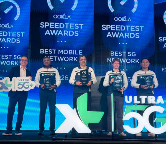 XL Rebut Predikat Jaringan Terbaik Indonesia 2026, Persaingan Operator Masuk Babak Baru Ki-ka Direktur & Chief Technology Officer XLSMART, Shurish Subramaniam, Presiden Direktur & CEO XLSMART, Rajeev Sethi, Senior VP Sales EMEA & APAC Ookla Chafiq Traboulsi, Direktur & Chief Commercial Officer, David Arcelus Oses, dan Direktur & Chief Strategy & Home Business XLSMART, Feiruz Ikhwan bin Abdul Malek berbincang dalam acara Press Conference Selebrasi XL Raih Predikat Jaringan Terbaik di Indonesia 2026 di Jakarta, Senin (3/8/2026).