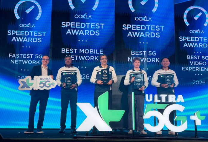 Ki-ka Direktur & Chief Technology Officer XLSMART, Shurish Subramaniam, Presiden Direktur & CEO XLSMART, Rajeev Sethi, Senior VP Sales EMEA & APAC Ookla Chafiq Traboulsi, Direktur & Chief Commercial Officer, David Arcelus Oses, dan Direktur & Chief Strategy & Home Business XLSMART, Feiruz Ikhwan bin Abdul Malek berbincang dalam acara Press Conference Selebrasi XL Raih Predikat Jaringan Terbaik di Indonesia 2026 di Jakarta, Senin (3/8/2026). Ki-ka Direktur & Chief Technology Officer XLSMART, Shurish Subramaniam, Presiden Direktur & CEO XLSMART, Rajeev Sethi, Senior VP Sales EMEA & APAC Ookla Chafiq Traboulsi, Direktur & Chief Commercial Officer, David Arcelus Oses, dan Direktur & Chief Strategy & Home Business XLSMART, Feiruz Ikhwan bin Abdul Malek berbincang dalam acara Press Conference Selebrasi XL Raih Predikat Jaringan Terbaik di Indonesia 2026 di Jakarta, Senin (3/8/2026).