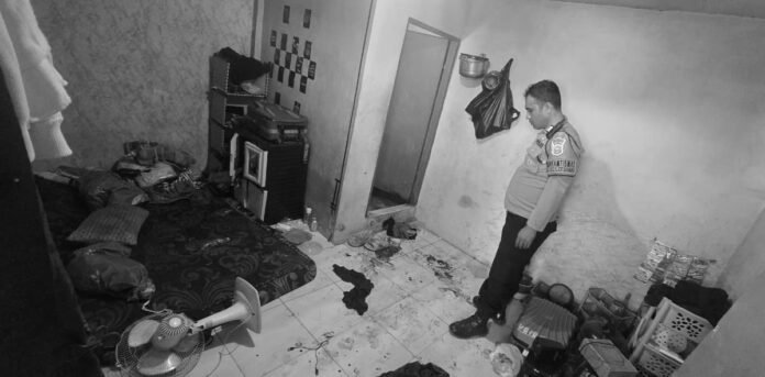 Polisi Melakukan Penanganan di Lokasi Kejadian di Halmahera Tengah. Foto: Ist Polisi Melakukan Penanganan di Lokasi Kejadian di Halmahera Tengah. Foto: Ist