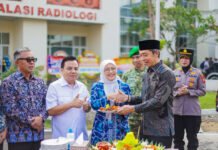 HUT ke-12 RSUD Kota Bogor, Dedie Rachim Minta Pelayanan Makin Profesional Wali Kota Bogor Dedie Rachim saat menghadiri peringatan HUT ke-12 RSUD Kota Bogor. Foto: Pemkot Bogor