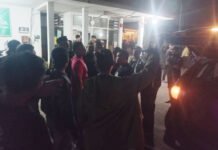 Rebutan Lahan Parkir Picu Gesekan GRIB Jaya dan Pemuda Pancasila di Sidoarjo, 4 Orang Diamankan Polisi Menangani Perselisihan Antarormas di Kawasan Dusun Menyanggong, Sidoarjo. Foto: Polri