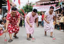 Fatwa Haram Pria Berdaster, Oleh: Wahyu Muryadi Ilustrasi Lomba Agustusan dengan Peserta Pria Mengenakan Daster. Foto: AI Gpt