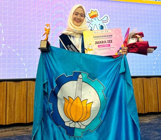AutoDry Boost Bawa Mahasiswa ITS Raih Juara 3 Pilmapres Nasional Diploma Mahasiswa Vokasi ITS Ishmatu Aulia Rizky Kirana sukses raih Juara 3 Pilmapres Nasional kategori Diploma 2026. Foto: Humas ITS