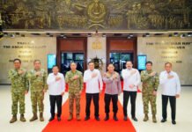 Kapolri Hadiri Pertemuan Pimpinan Negara di Mabes TNI AL, Bahas Kebersamaan Antar-Lembaga Kapolri Listyo Sigit bersama pimpinan lembaga negara dalam pertemuan di Mabes TNI AL, Cilangkap, Jakarta Timur. Foto: Polri