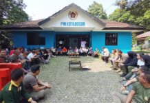 Cegah Persekusi, Satpol PP Kota Bogor Siapkan Kampung Trantibum di Cilendek Satpol PP Kota Bogor menyiapkan salah satu RW di Kelurahan Cilendek sebagai percontohan Kampung Trantibum. Foto: Harnas.id