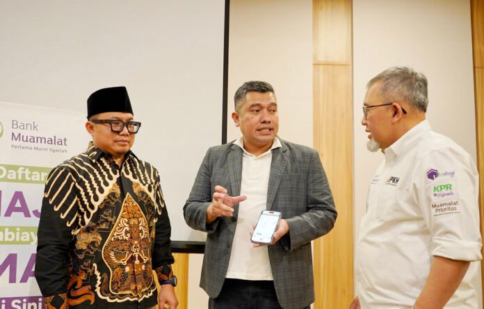 BPKH dan Bank Muamalat membahas pengembangan layanan haji dalam Synergy Roadshow 2026 di Medan. Foto: BPKH BPKH dan Bank Muamalat membahas pengembangan layanan haji dalam Synergy Roadshow 2026 di Medan. Foto: BPKH