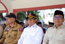 HUT RI ke-81 di Tengah Bencana, Pemerintah Kebut Penanganan Gempa M7,7 Flores Pemerintah dan BNPB meninjau penanganan dampak gempa bumi di wilayah Flores, Nusa Tenggara Timur. Foto: BNPB