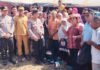 Kapolri dan Ketua Komisi IV DPR Cek Dua Lokasi Pengungsian Gempa di Manggarai Kapolri Listyo Sigit Prabowo meninjau posko pengungsi dan menyerahkan bantuan bagi warga terdampak gempa di Manggarai. Foto: Harnas.id